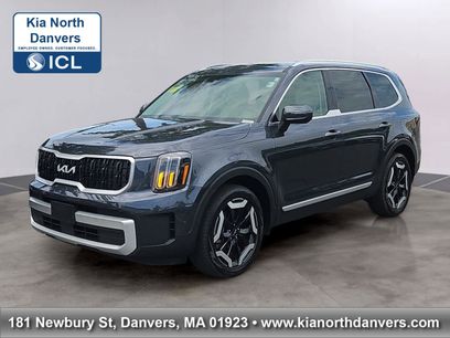 Used 2024 Kia Telluride EX w/ EX Captain's Chair Package