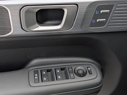 New 2026 Hyundai Santa Fe Limited image 13