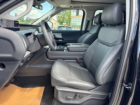 New 2026 Ford Expedition Max Active AWD/4WD image 9