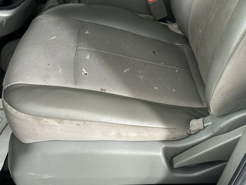 Used 2020 Nissan NV 2500 SV image 16