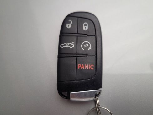 Used 2019 Dodge Charger SXT w/ Plus Group image 32