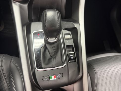 Used 2024 Alfa Romeo Tonale Ti w/ Premium Interior Package AWD/4WD image 18