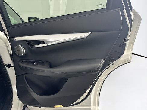 Used 2022 INFINITI QX50 Essential w/ Cargo Package image 33