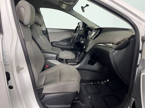 Used 2018 Hyundai Santa Fe Sport AWD/4WD image 16