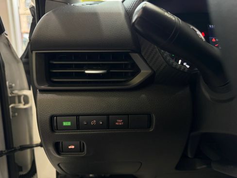 Used 2022 Nissan Sentra S FWD image 10