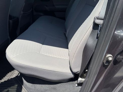 Certified 2021 Toyota Tacoma SR AWD/4WD image 30