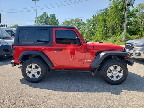 Used 2020 Jeep Wrangler Sport AWD/4WD image 2