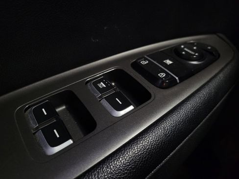 Used 2019 Kia Optima LX image 27