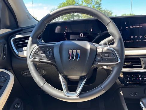 Used 2024 Buick Encore GX Avenir w/ Avenir Technology Package FWD image 27