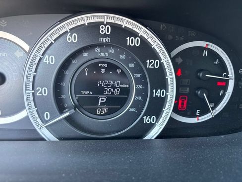 Used 2017 Honda Accord EX-L image 23