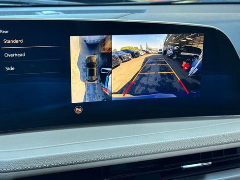 Used 2025 Cadillac XT4 Premium Luxury FWD image 25