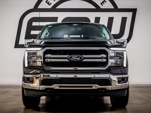 Used 2025 Ford F150 Lariat w/ Equipment Group 502A High AWD/4WD image 4