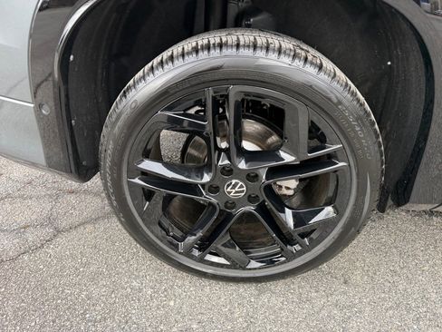 New 2026 Volkswagen Tiguan SE R-Line image 23