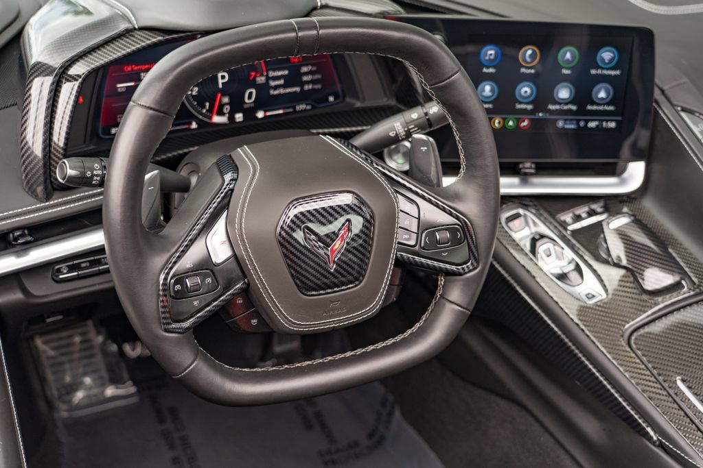 Used 2022 Chevrolet Corvette Stingray Premium Cpe w/ Z51 Performance Package RWD image 18