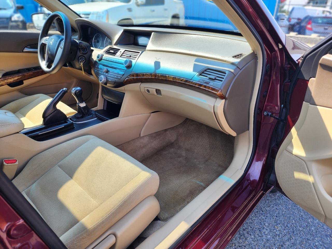 Used 2008 Honda Accord EX image 25