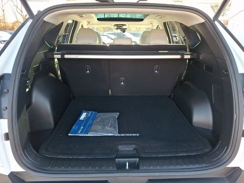 Certified 2023 Hyundai Tucson Limited w/ Cargo Package image 29