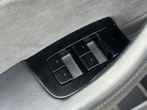 Used 2019 Tesla Model 3 Long Range AWD/4WD image 14