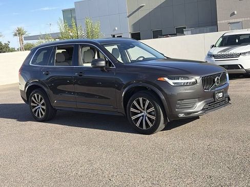 Used 2023 Volvo XC90 B5 Core w/ Protection Package Premier AWD/4WD image 4