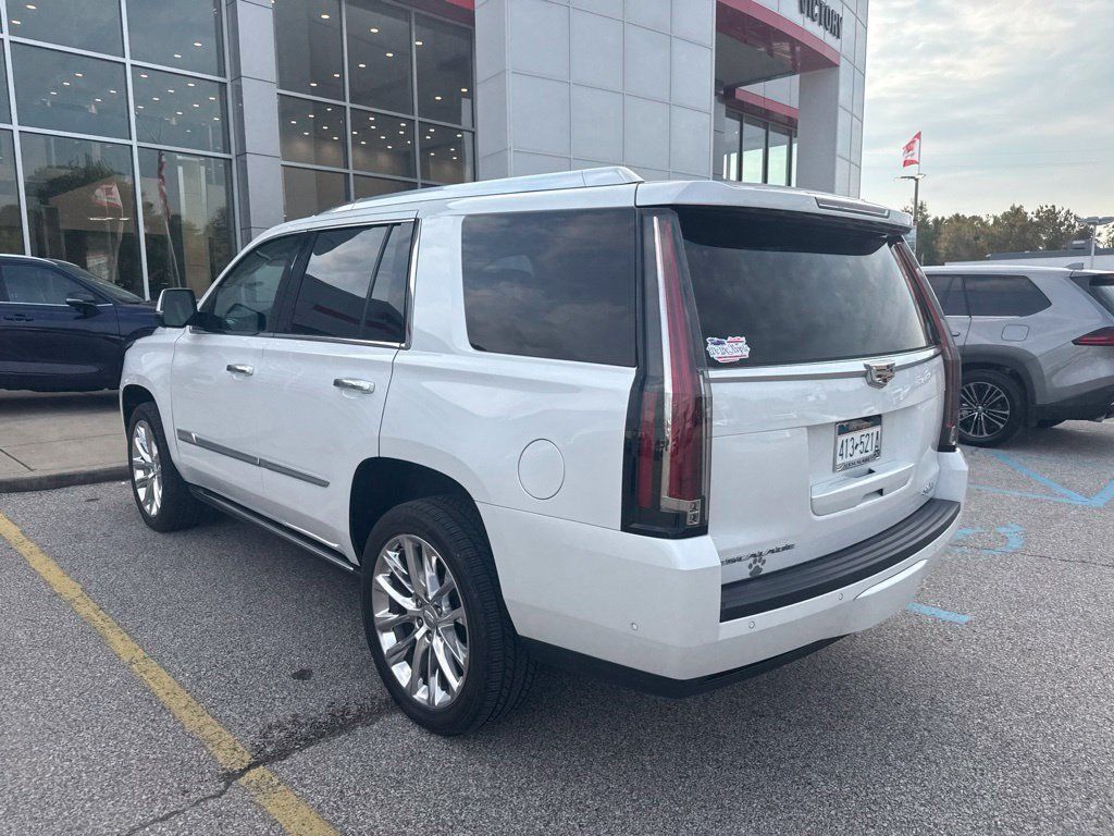 Used 2020 Cadillac Escalade Premium Luxury AWD/4WD image 39