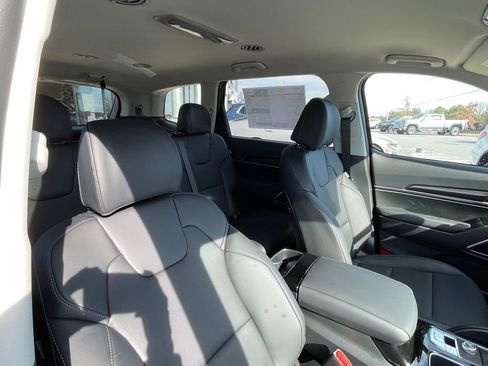 New 2025 Kia Telluride LX image 29