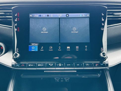 Used 2025 Jeep Wagoneer Series II image 24