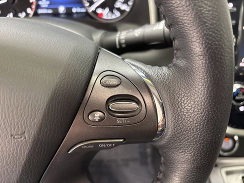 Used 2024 Nissan Murano SL image 13