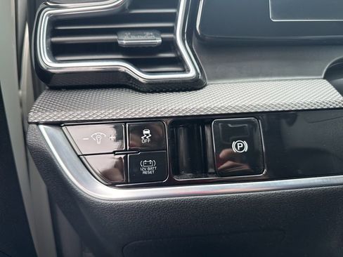 Used 2023 Kia Sportage LX image 23