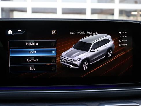 Used 2021 Mercedes-Benz GLS 580 4MATIC image 28