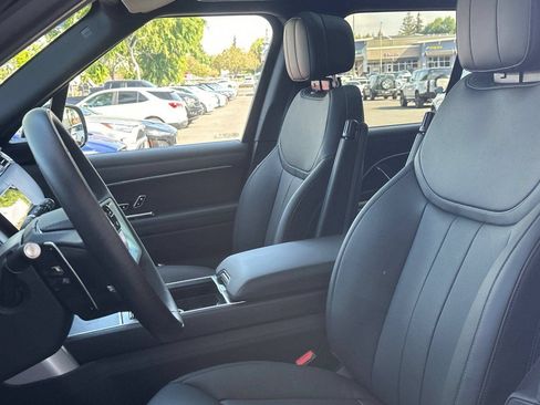 New 2026 Land Rover Range Rover SE AWD/4WD image 4