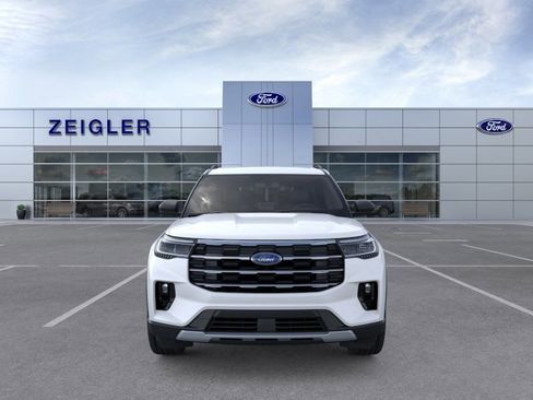 New 2026 Ford Explorer Active w/ Active Comfort Package AWD/4WD image 6