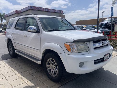 Used 2007 Toyota Sequoia Limited RWD image 1