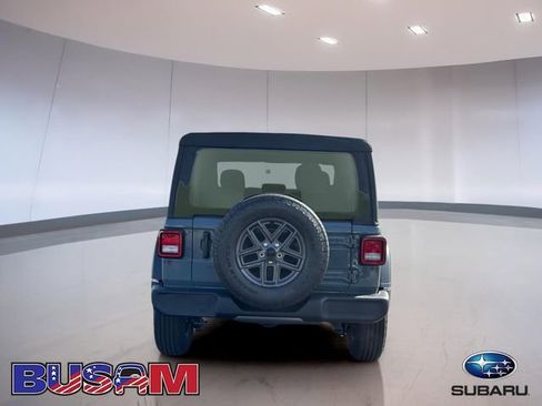 Used 2026 Jeep Wrangler Sport AWD/4WD image 5