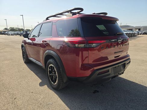 Used 2023 Nissan Pathfinder Rock Creek AWD/4WD image 5