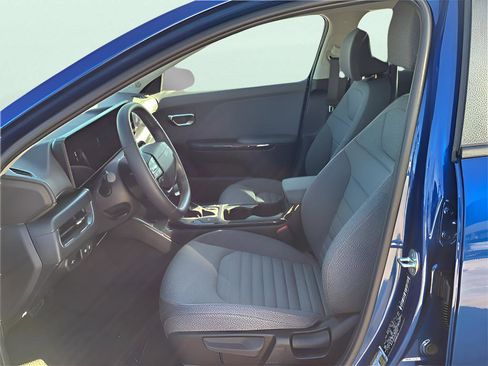 New 2025 Kia K4 GT-Line Turbo FWD image 11