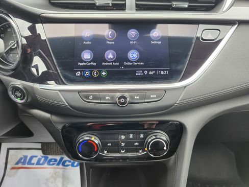 Used 2022 Buick Encore GX Preferred w/ Cold Weather Comfort Package AWD/4WD image 19
