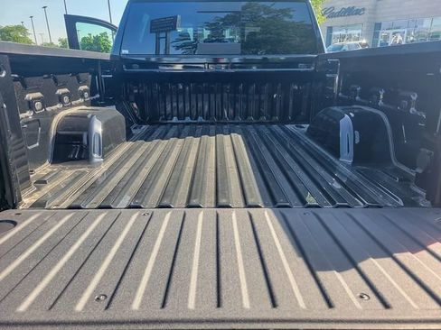 New 2026 GMC Sierra 1500 SLE w/ Preferred Package AWD/4WD image 18