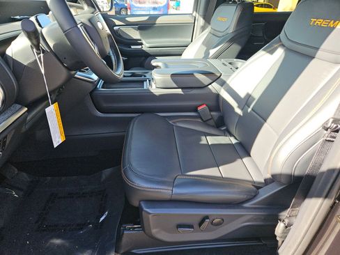 New 2025 Ford Expedition Tremor AWD/4WD image 13
