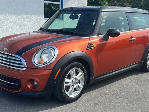 Used 2013 MINI Cooper Clubman FWD image 2