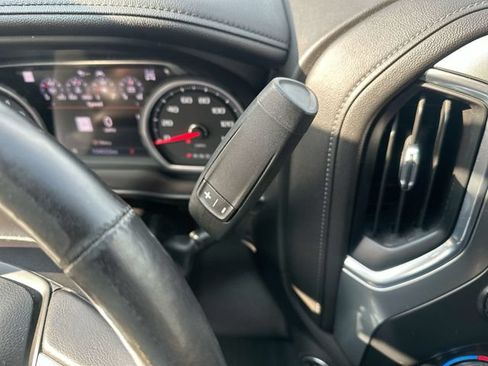 Used 2021 Chevrolet Silverado 1500 LTZ w/ Technology Package AWD/4WD image 22