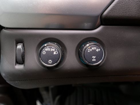 Used 2019 Chevrolet Tahoe LT AWD/4WD image 29