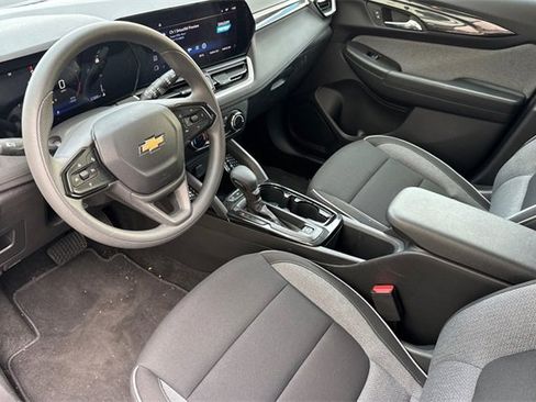 Used 2026 Chevrolet TrailBlazer LS w/ LS Convenience Package image 10