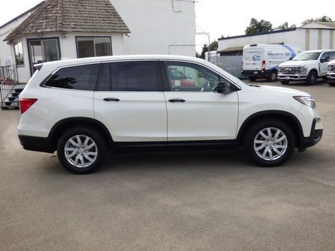 Used 2019 Honda Pilot LX image 5