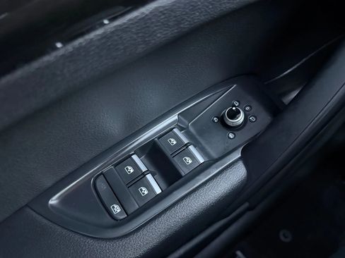 Used 2018 Audi Q5 2.0T Premium Plus w/ Premium Plus Package image 33