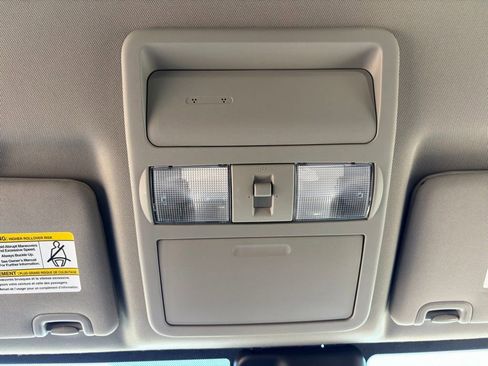 Certified 2022 Nissan Frontier SV image 21