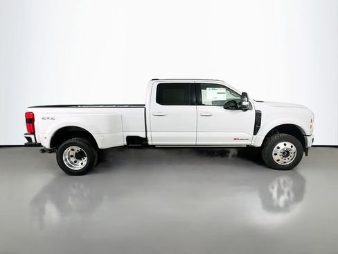 New 2026 Ford F450 Platinum image 8