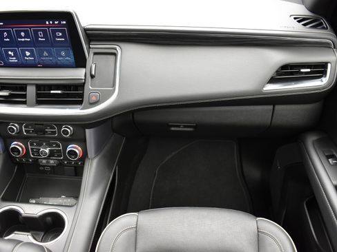 Used 2023 GMC Yukon SLT image 37