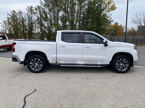 Used 2024 Chevrolet Silverado 1500 LT image 8