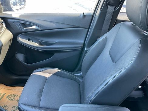 Used 2022 Buick Encore GX Preferred w/ Cold Weather Comfort Package image 18