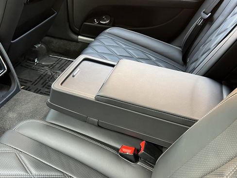 Used 2014 Bentley Flying Spur W12 image 34