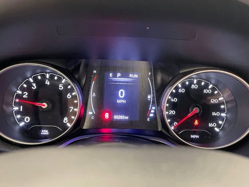 Used 2020 Jeep Compass Latitude w/ Cold Weather Group AWD/4WD image 28